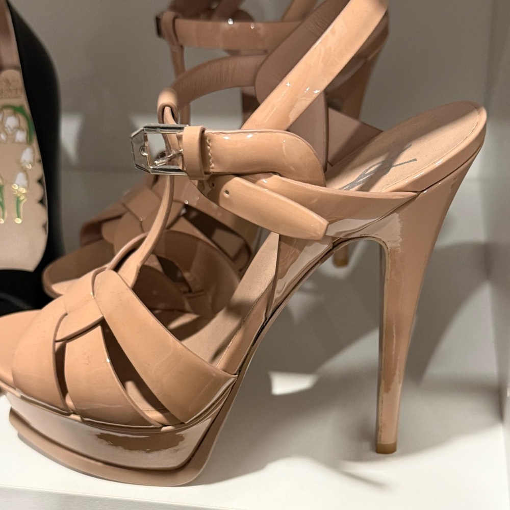 YSL Strappy Platform Heels perfect condition, YSL tribute platform, stiletto